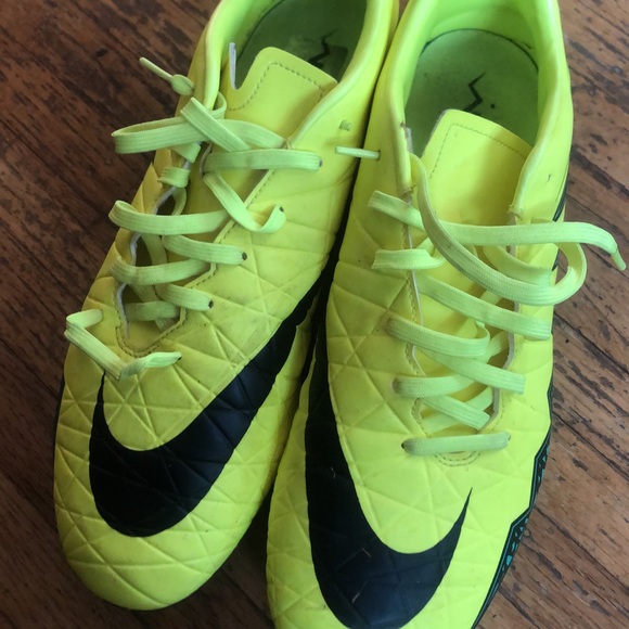 Hypervenom Phatal 2 FG size 10 - Picture 2 of 4